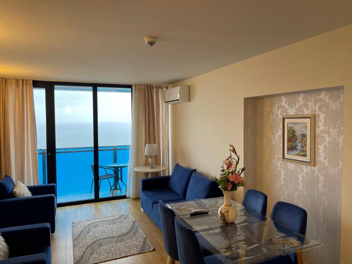 Orbi City Luxury Suite Batumi Kültér fotó